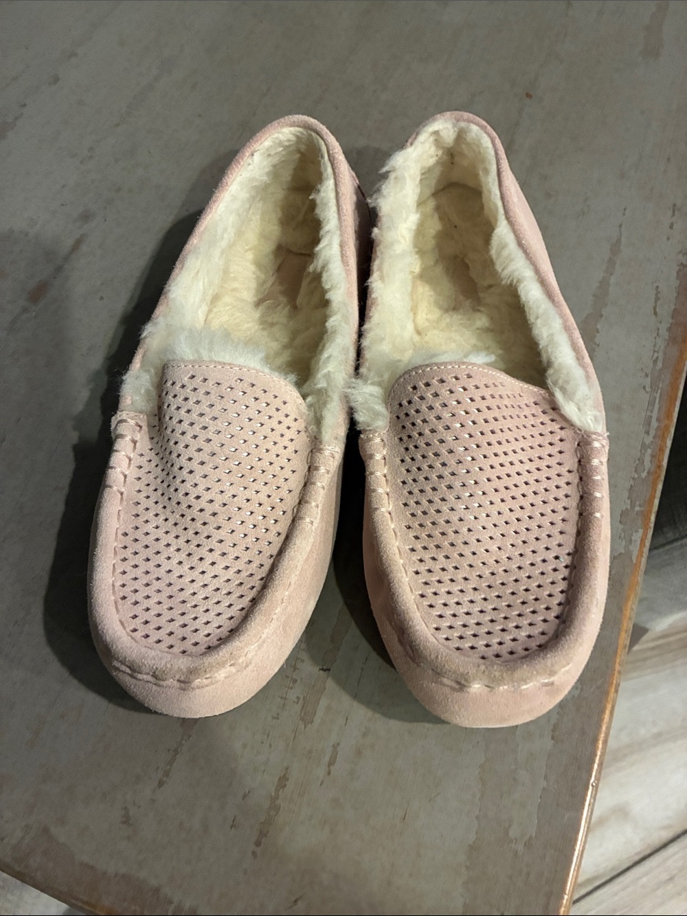 Koolaburra Blush Pink Faux-Fur Lined Slip-On Moccasins